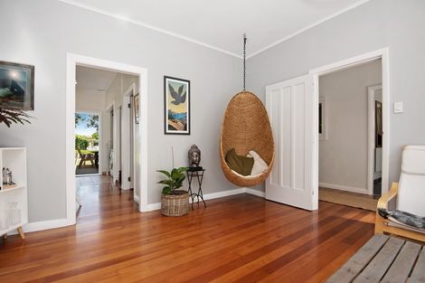 Photo of property in 76 Savage Crescent, West End, Palmerston North, 4412