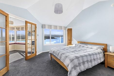 Photo of property in 1 View Road, Houghton Bay, Wellington, 6023