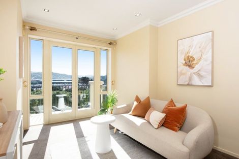 Photo of property in 19 Bunker Way, Strathmore Park, Wellington, 6022