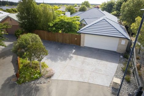 Photo of property in 11 Hoihere Place, Parklands, Christchurch, 8083