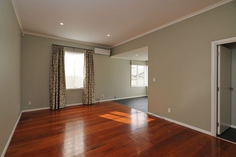 Photo of property in 2 Collins Street, Petone, Lower Hutt, 5012
