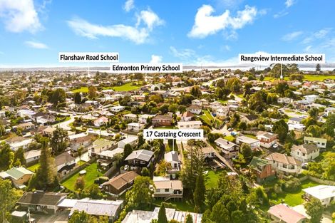 Photo of property in 17 Castaing Crescent, Te Atatu South, Auckland, 0610