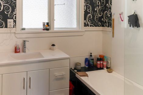 Photo of property in 5 Rimu Street, Heidelberg, Invercargill, 9812