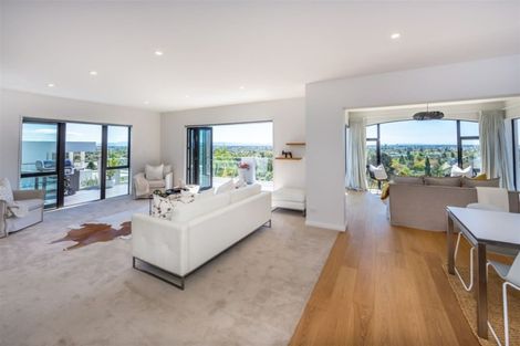 Photo of property in 15 Delhi Place, Cashmere, Christchurch, 8022