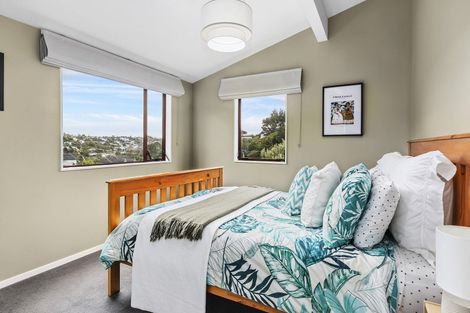 Photo of property in 26a Black Rock Road, Newlands, Wellington, 6037