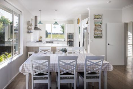 Photo of property in 53 Meadowfield Street, Flagstaff, Hamilton, 3210