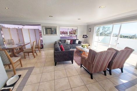 Photo of property in 2/65 Castor Bay Road, Castor Bay, Auckland, 0620