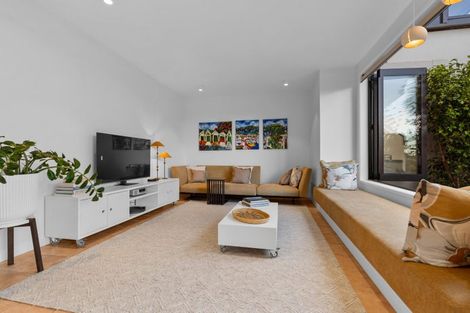 Photo of property in 14b Alfred Street, Northcote Point, Auckland, 0627