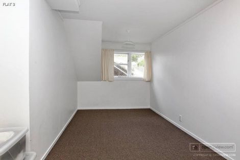 Photo of property in 22 Kellsmere Crescent, Island Bay, Wellington, 6023
