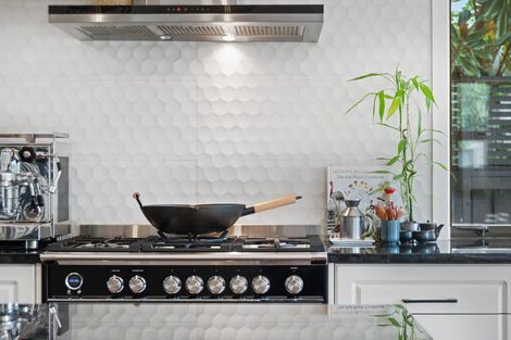 Photo of property in 81 Glandovey Road, Fendalton, Christchurch, 8052