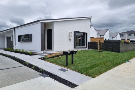 Photo of property in 31a Cambie Avenue, Red Beach, 0932