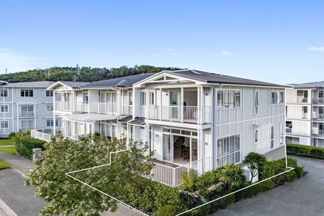 Photo of property in 134 Landmark Terrace, Orewa, 0931