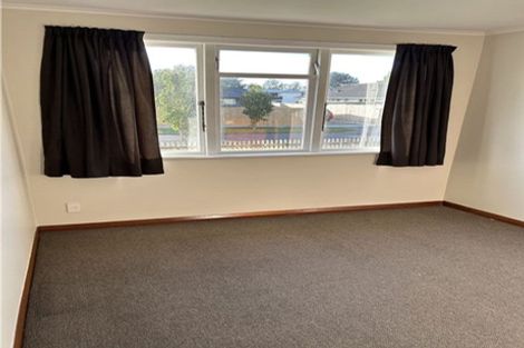 Photo of property in 10 Tilbury Avenue, Hokowhitu, Palmerston North, 4410