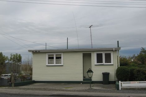 Photo of property in 18 Ryrie Street, Balclutha, 9230
