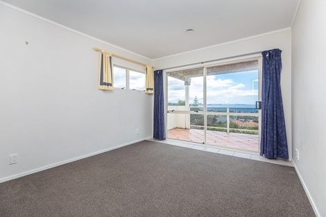 Photo of property in 25a Brightside Road, Stanmore Bay, Whangaparaoa, 0932
