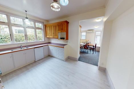Photo of property in 140 Russell Street, Palmerston North, 4414