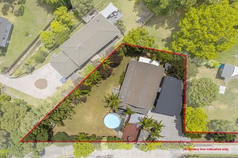 Photo of property in 61 Brian Crescent, Stanmore Bay, Whangaparaoa, 0932