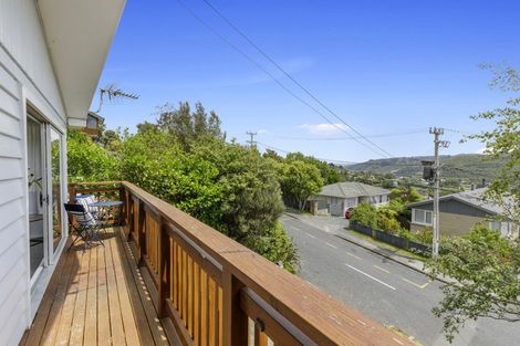 Photo of property in 25 Lord Street, Stokes Valley, Lower Hutt, 5019
