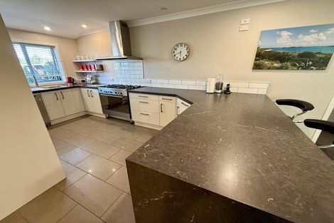 Photo of property in 46 Simpson Crescent, Raumati Beach, Paraparaumu, 5032