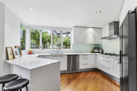 Photo of property in 42a Livingstone Street, Westmere, Auckland, 1022