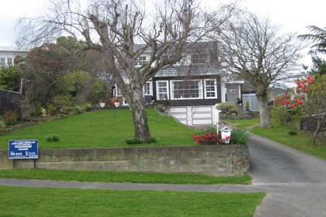 Photo of property in 83 Kawiu Road, Levin, 5510