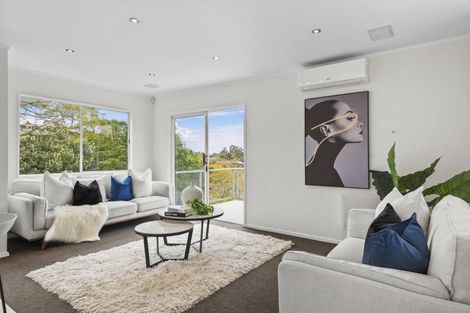 Photo of property in 92 Stapleford Crescent, Browns Bay, Auckland, 0630