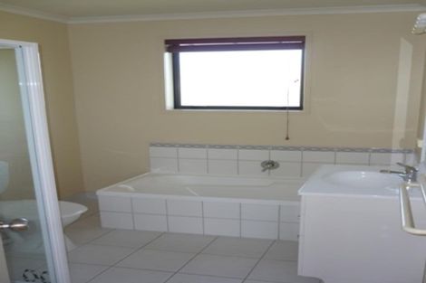Photo of property in 78 Valley Road, Pukekohe, 2120