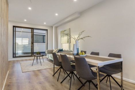 Photo of property in 2/14 Williamson Avenue, Belmont, Auckland, 0622