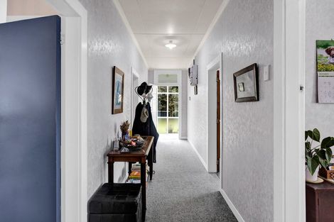 Photo of property in 59 Stanners Street, Eltham, 4322