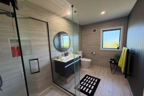 Photo of property in 20 Sunrise Avenue, Mount Maunganui, 3116