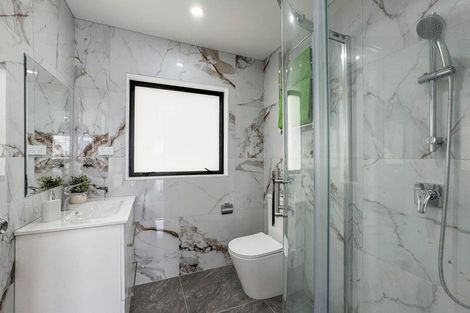 Photo of property in 28 Lincoln Road, Manurewa East, Auckland, 2102