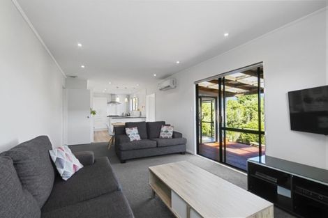 Photo of property in 5 Waipounamu Drive, Kelson, Lower Hutt, 5010