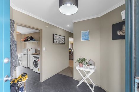 Photo of property in 9 Virginia Grove, Milson, Palmerston North, 4414