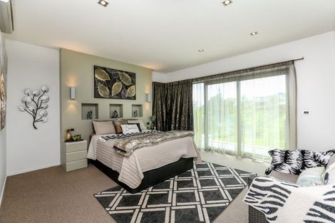 Photo of property in 48b Nevada Drive, Merrilands, New Plymouth, 4312