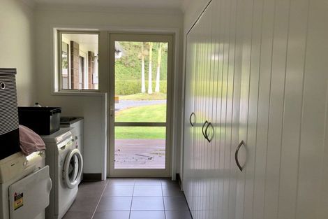 Photo of property in 16 Kotare Heights, Kerikeri, 0230