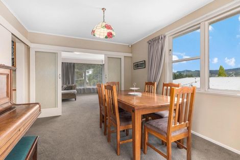 Photo of property in 57 Raroa Terrace, Tawa, Wellington, 5028
