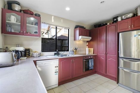 Photo of property in 34 Bleakhouse Road, Howick, Auckland, 2014