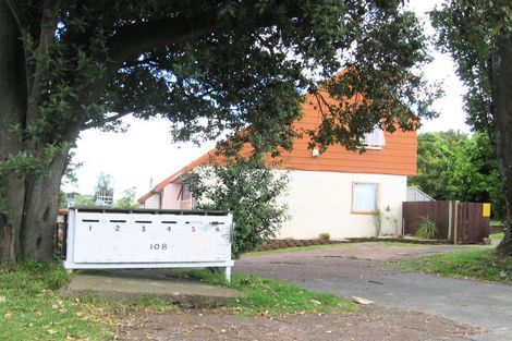 Photo of property in 100 Station Road, Papatoetoe, Auckland, 2025