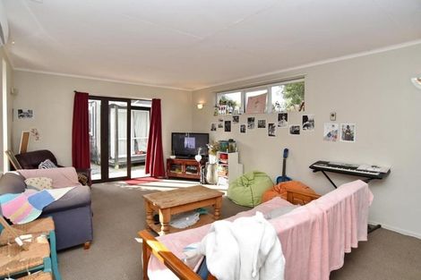 Photo of property in 2/4 Maidstone Road, Ilam, Christchurch, 8041