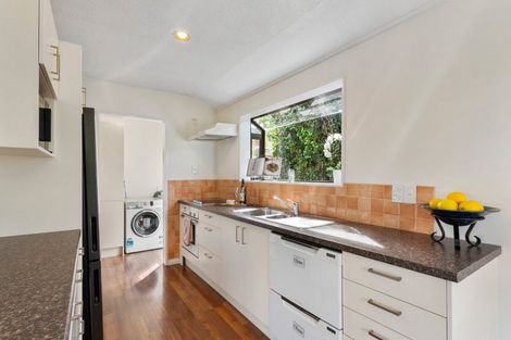 Photo of property in 2/12 Opal Avenue, Pakuranga, Auckland, 2010