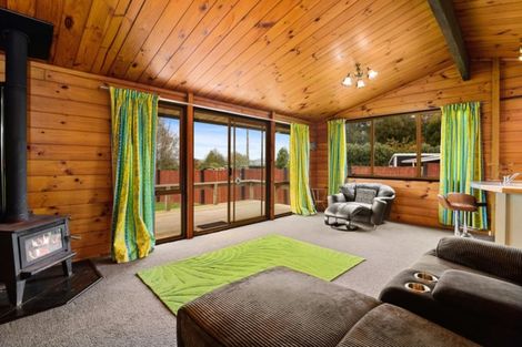 Photo of property in 28 Ward Road, Hamurana, 3097