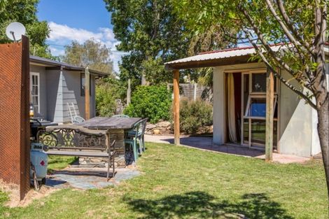 Photo of property in 22 Dunstan Street, Clyde, 9330