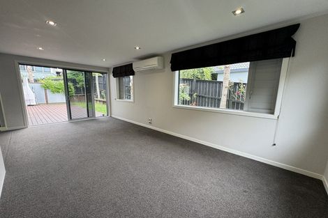 Photo of property in 2/6 Sandford Street, Campbells Bay, Auckland, 0630