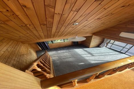 Photo of property in 2 Twin Wharf Road, Herald Island, Auckland, 0618
