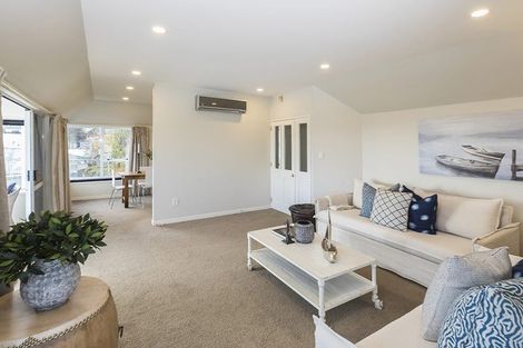 Photo of property in 2/79 Cannon Hill Crescent, Mount Pleasant, Christchurch, 8081