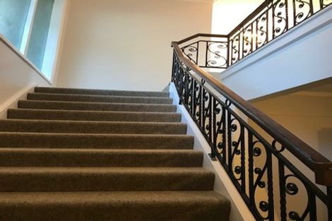 Photo of property in 7 Waiteata Road, Kelburn, Wellington, 6012