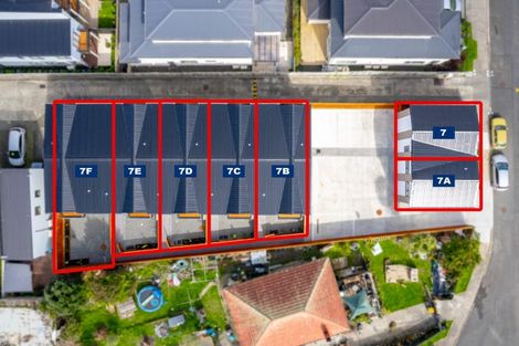 Photo of property in 7c Gladfield Lane, Te Atatu Peninsula, Auckland, 0610