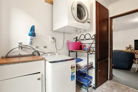 Photo of property in 2b Runciman Street, Green Island, Dunedin, 9018