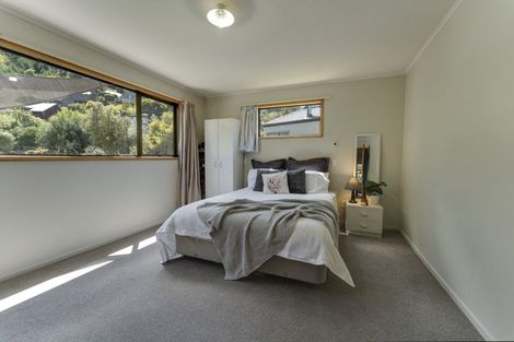 Photo of property in 10 Watts Road, Fernhill, Queenstown, 9300