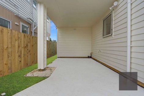 Photo of property in 305f Porchester Road, Takanini, 2112